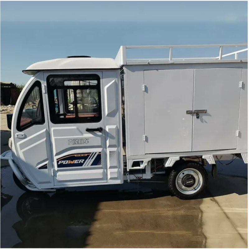 Hot Selling Low Price Fully Enclosed Motorcycle Large Cargo Box Electric Tricycles Three Wheel Tricycle with Cabin for Delivery
