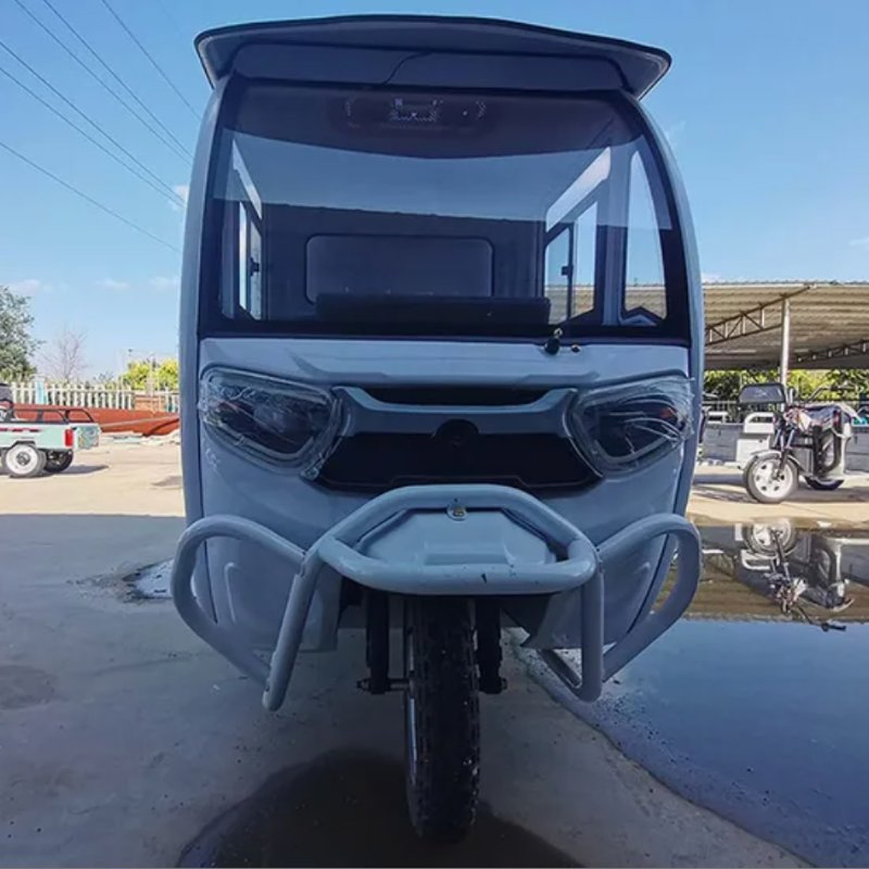 Hot Selling Low Price Fully Enclosed Motorcycle Large Cargo Box Electric Tricycles Three Wheel Tricycle with Cabin for Delivery - Image 4