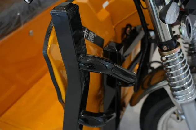 Spacious 3 Wheel Electric Tricycle with Large Cargo Box Dimensions - detail 5