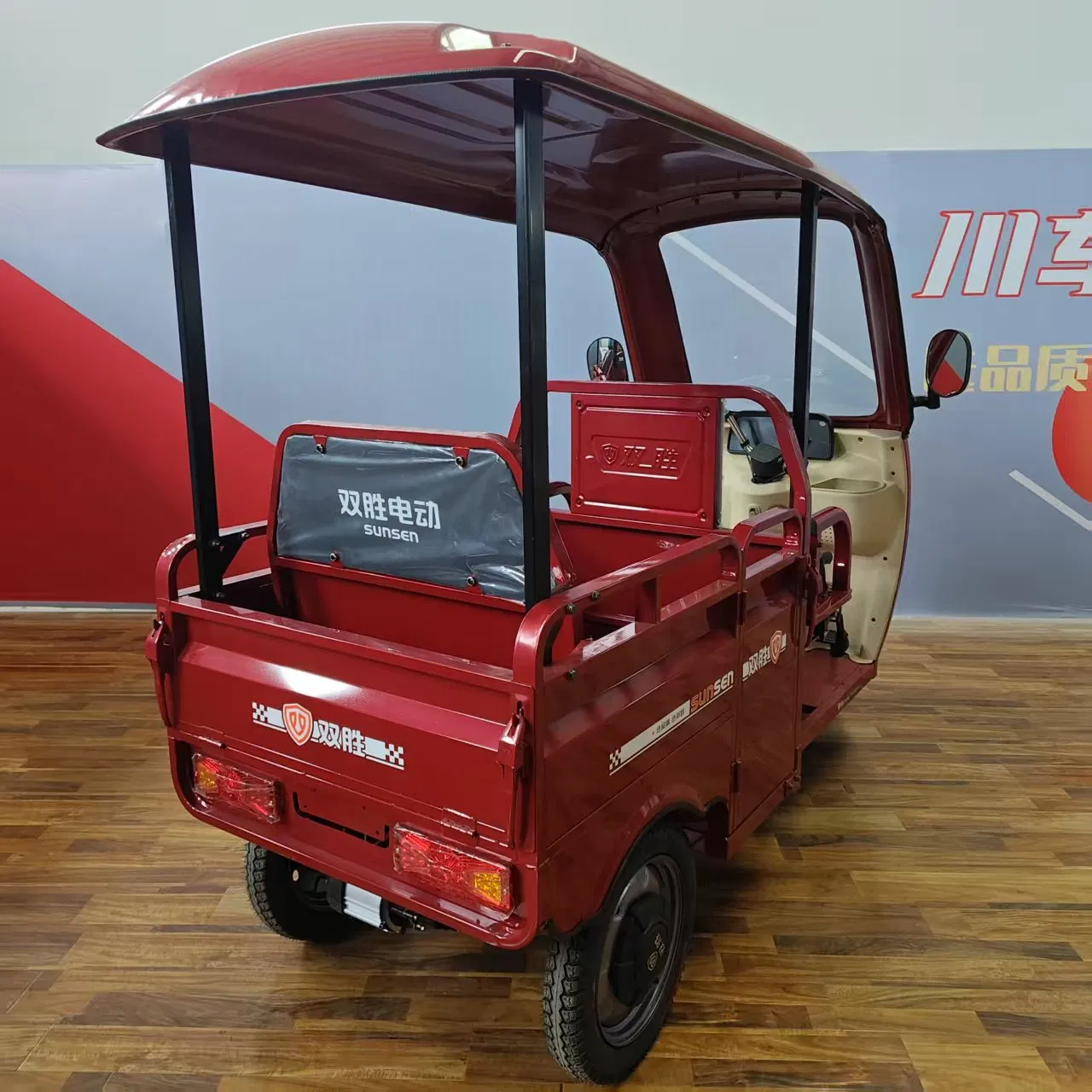 72V Electric Cargo Tricycle with Cabin Folding Structure 1000W Motor Three Wheel Electric Tricycle for Adults - detail 4