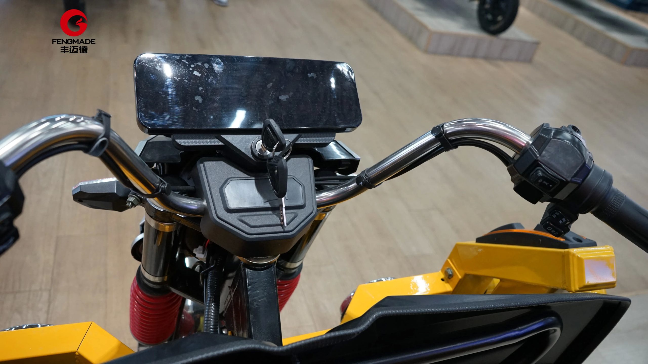 Luxury Electric Tricycle with Enhanced Comfort and Cargo Space - Image 6
