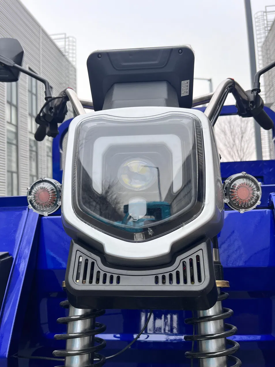 All Weather Open Frame Cargo Electric Tricycle - detail 3