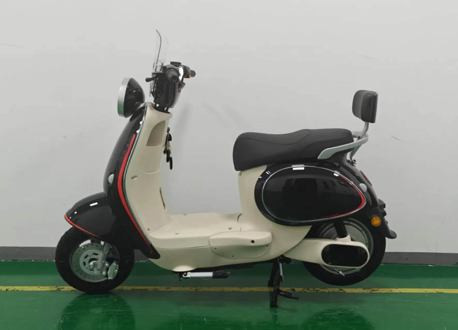 Electric for Tricycles with a Freezer Box 4 Wheels Passengers Cargo Sale in Philippines Heavy Minin Transportation 60V Tricycle - Image 2