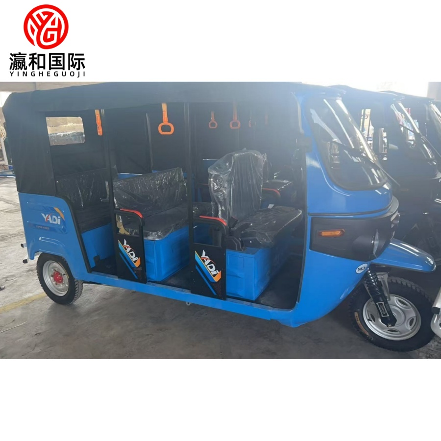 Modern Electric Three-Row Tuk-Tuk Adult Cargo Motor Auto Rickshaw Tricycle for Urban Use - Image 5