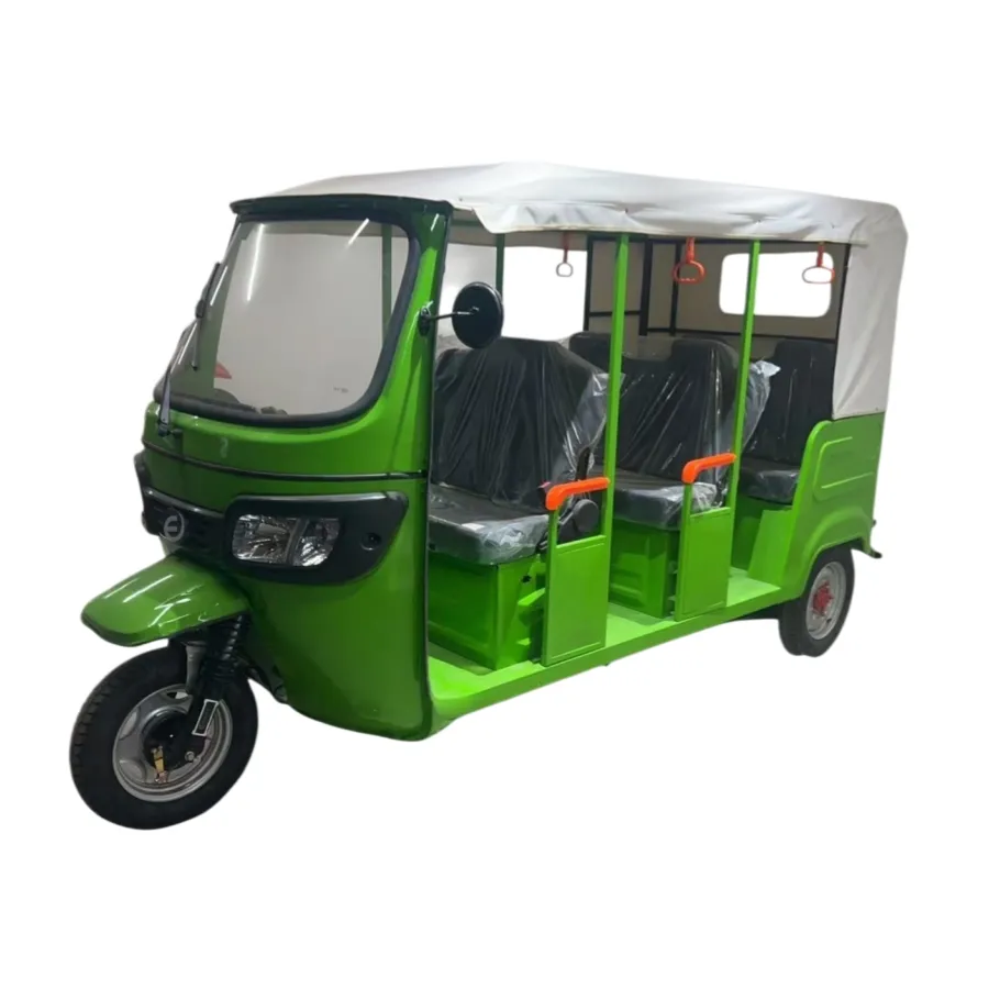 Modern Electric Three-Row Tuk-Tuk Adult Cargo Motor Auto Rickshaw Tricycle for Urban Use - detail 3