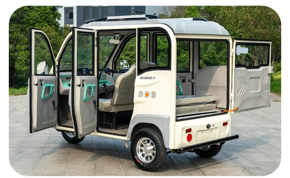 5-Door Large Space Fully Encolesd Electric Passenger Tricycle for People Carrying and Cargo Transport - detail 2