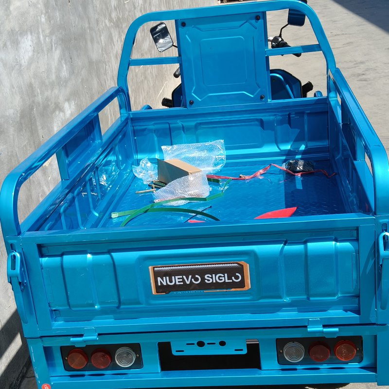 Dual Use Tricycle: Affordable Electric Solution for Cargo and Passengers - Image 6