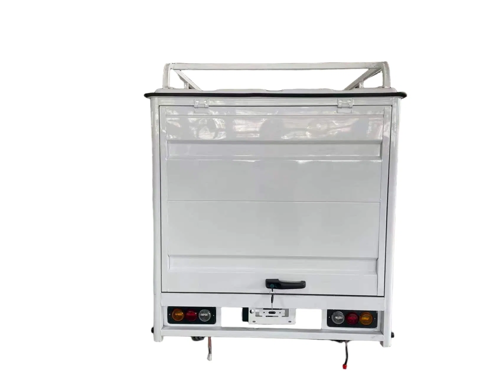 Reliable Heavy-Duty Electric Tricycle 3 Wheel Motor Tricycle 1.5m Closed Cargo Box Logistic Delivery Tricycle - Image 3