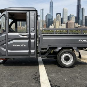 Factory Wholesale Semi Closed Driving Room Electric Cargo Trike Heavy Duty Urban Delivery Tricycle