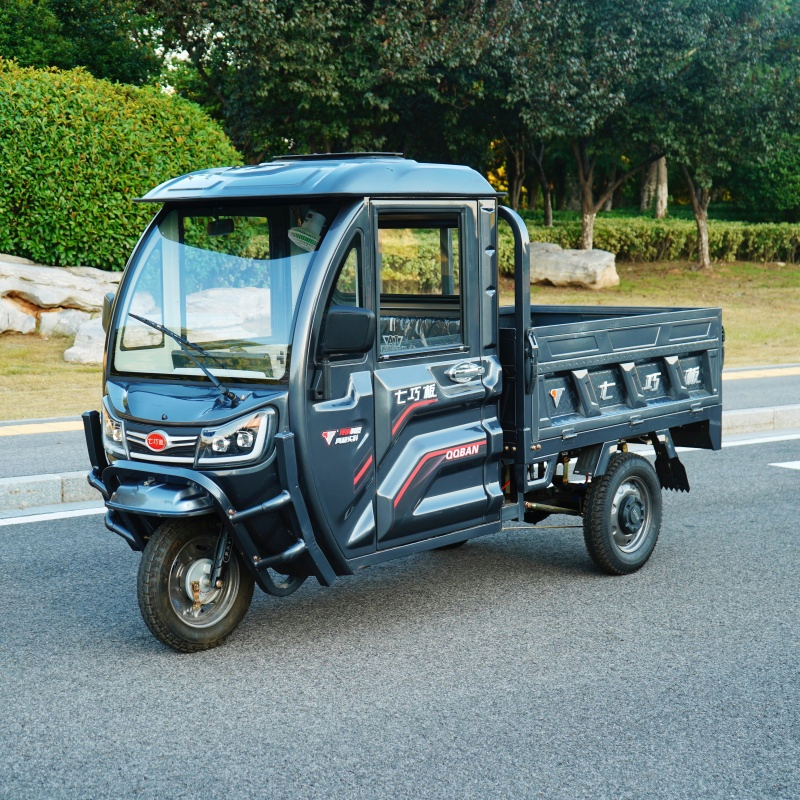 Electric Tricycle Transport Cargo with Automatic Unloading Hydraulic - Image 5