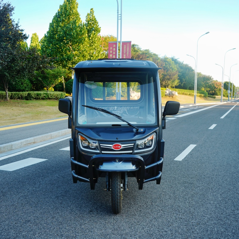 Electric Tricycle Transport Cargo with Automatic Unloading Hydraulic - Image 6