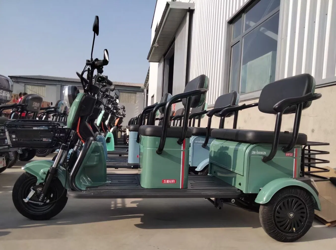 Hot Sales Popular Electric Tricycle E-Trike Scooter for Adult/Cargo/Passenger - Image 3