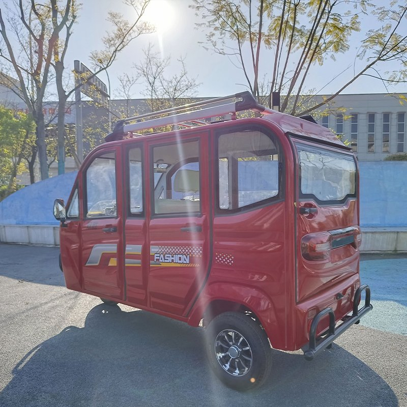 Premium Closed Cabin 1200W Electric Cargo Tuk Tuk Three Wheeler OEM ODM with Electric Cargo Tricycle Capacity - Image 4
